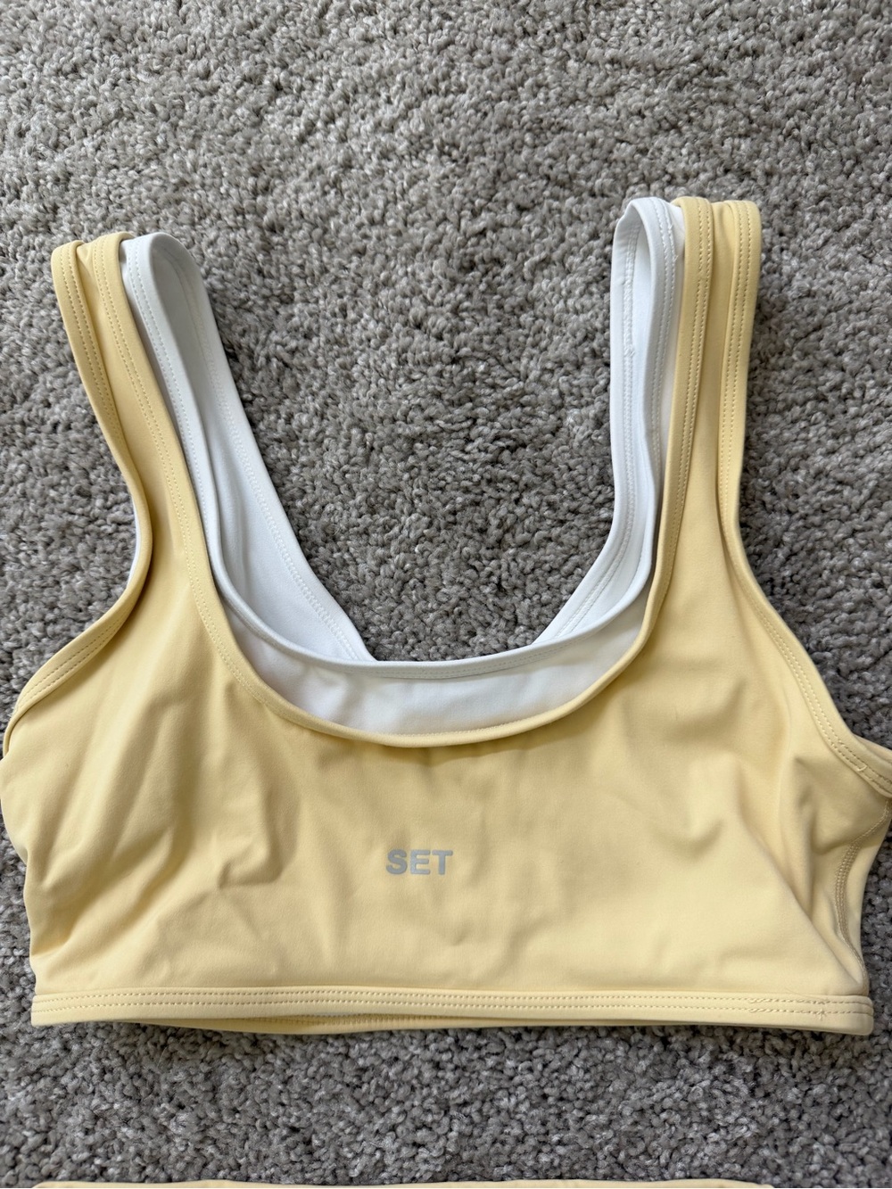 SET Active Butter Yellow Airluxe Set - Picture 2 of 3